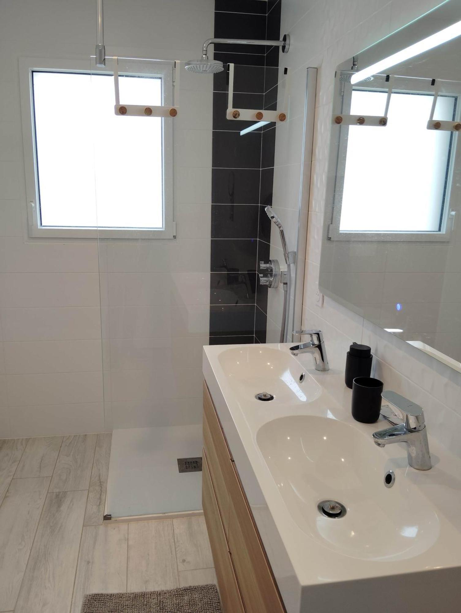 Maison 3 Chbres 3 Etoiles St Gilles X De Vie 생 질 크루아 드 비 외부 사진